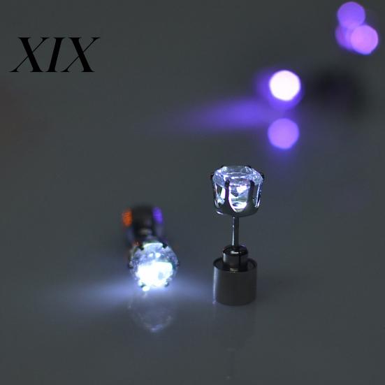 Ohrstecker 1 Stück Ohr Blinken Auffällig Hohe Transparenz Handgefertigt Falsch Damen Kristall Dekorieren Tragbar LED Zubehör