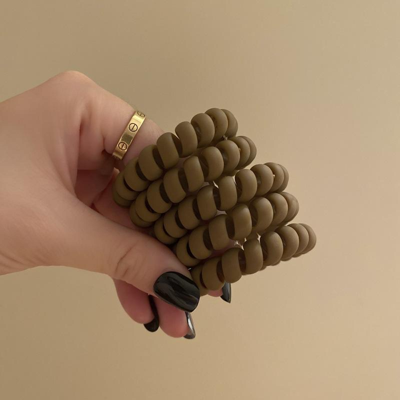 Simple Hair Bands and Rubber Bands for Women To Tie Their Hair in A Ponytail in Summer Without Damaging It