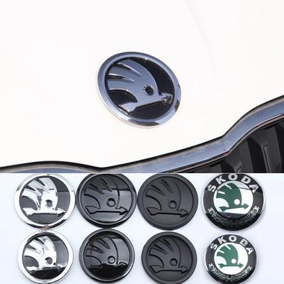 2025 Nouveau ABS Autocollant Logo Emblème Avant Arrière de Voiture Styling pour SKODA Rapid Octavia Fabia Laura Superb Kodiaq Karoq Remplacement Acce