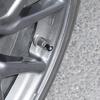 Korek zaworu opony samochodowej Osłona trzpienia koła z brelokiem kluczem dla BMW M Performance 320 325 E28 E30 E34 E36 E39 E46 E52 E53 E60 Z3 Z4