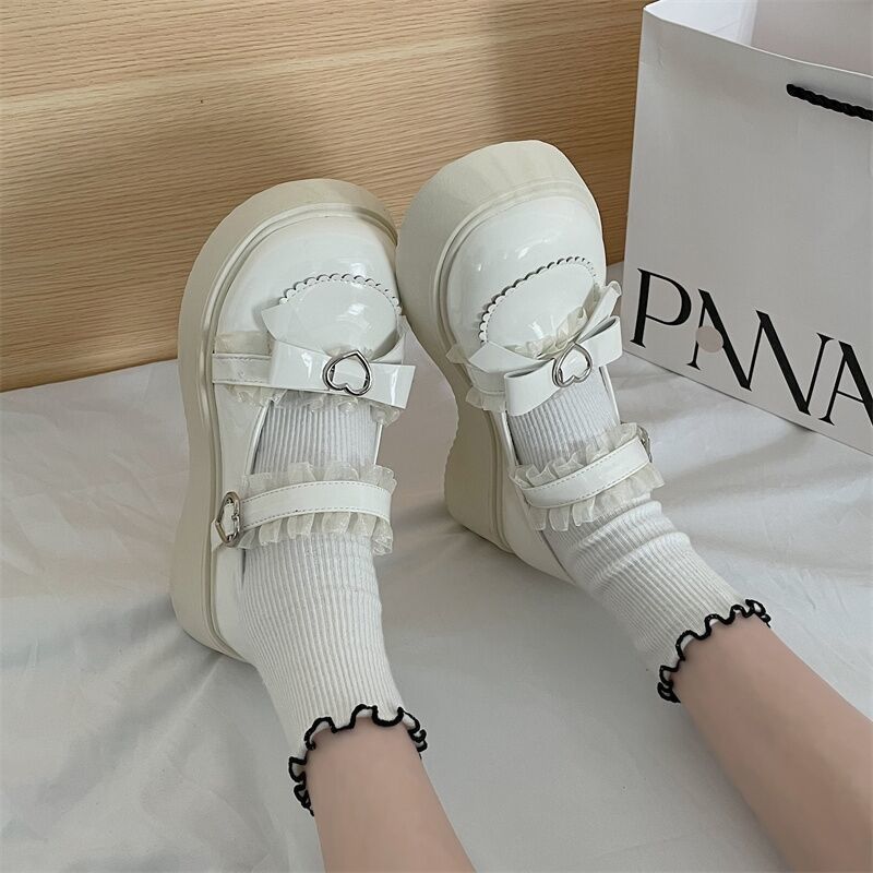 

Женская обувь Белая с бантом Круглый носок Кавайные женские туфли на платформе Лето 2025 Обувь оптом Стильная по акции Популярная Слип 39