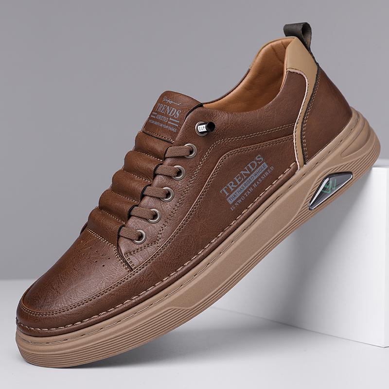 Fashion Outdoor Mens All-match Skate Shoes Leisure Walk Men Sneakers Vintage Style Walking Footwear Non-Slip Male Casual Leather Shoes