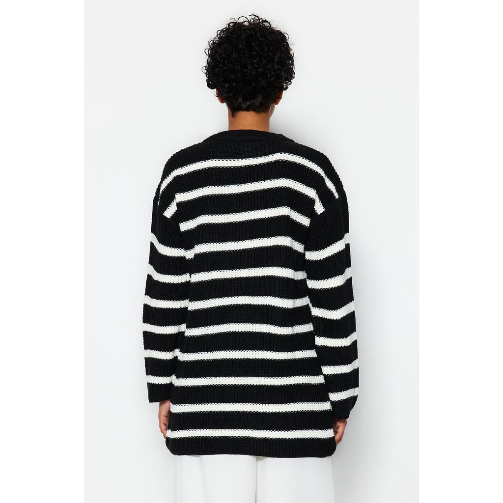 Pulover de tricotaj Thessaloniki cu dungi negre Tctaw24ak00000