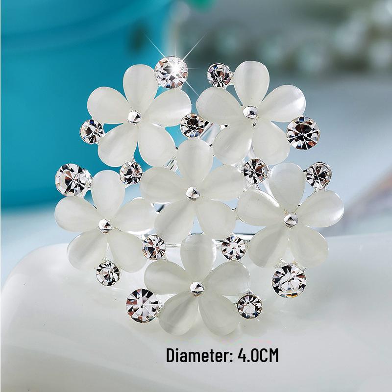 Korean Style Triple Ring Scarf Buckle - Elegant and Versatile Fashion Accessory