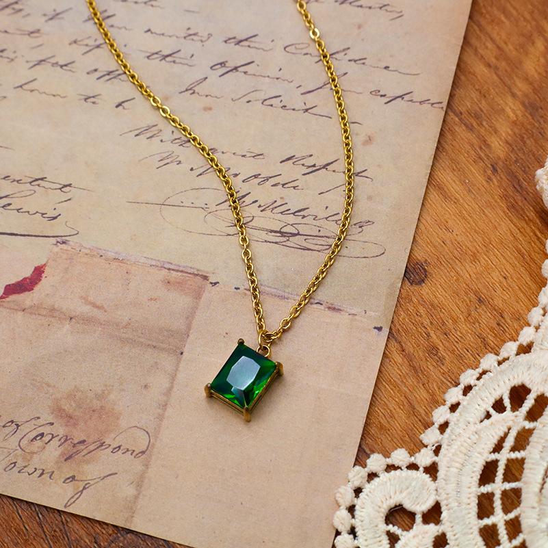 Acciaio Titanio Francese Stile Corteo Retrò Nuova Moda Quadrato Zircone Smeraldo Ciondolo Collana Gioielli da Donna Catena Clavicola