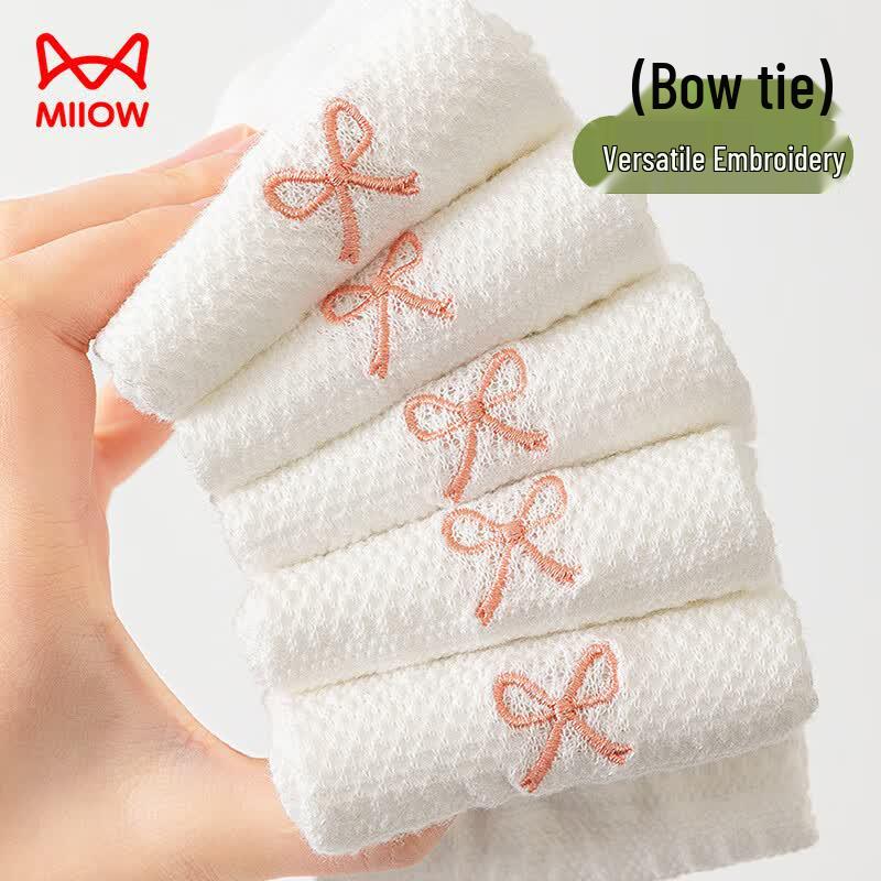Maoren Women s Ballet Bow Embroidered Mid-Calf Socks One Size