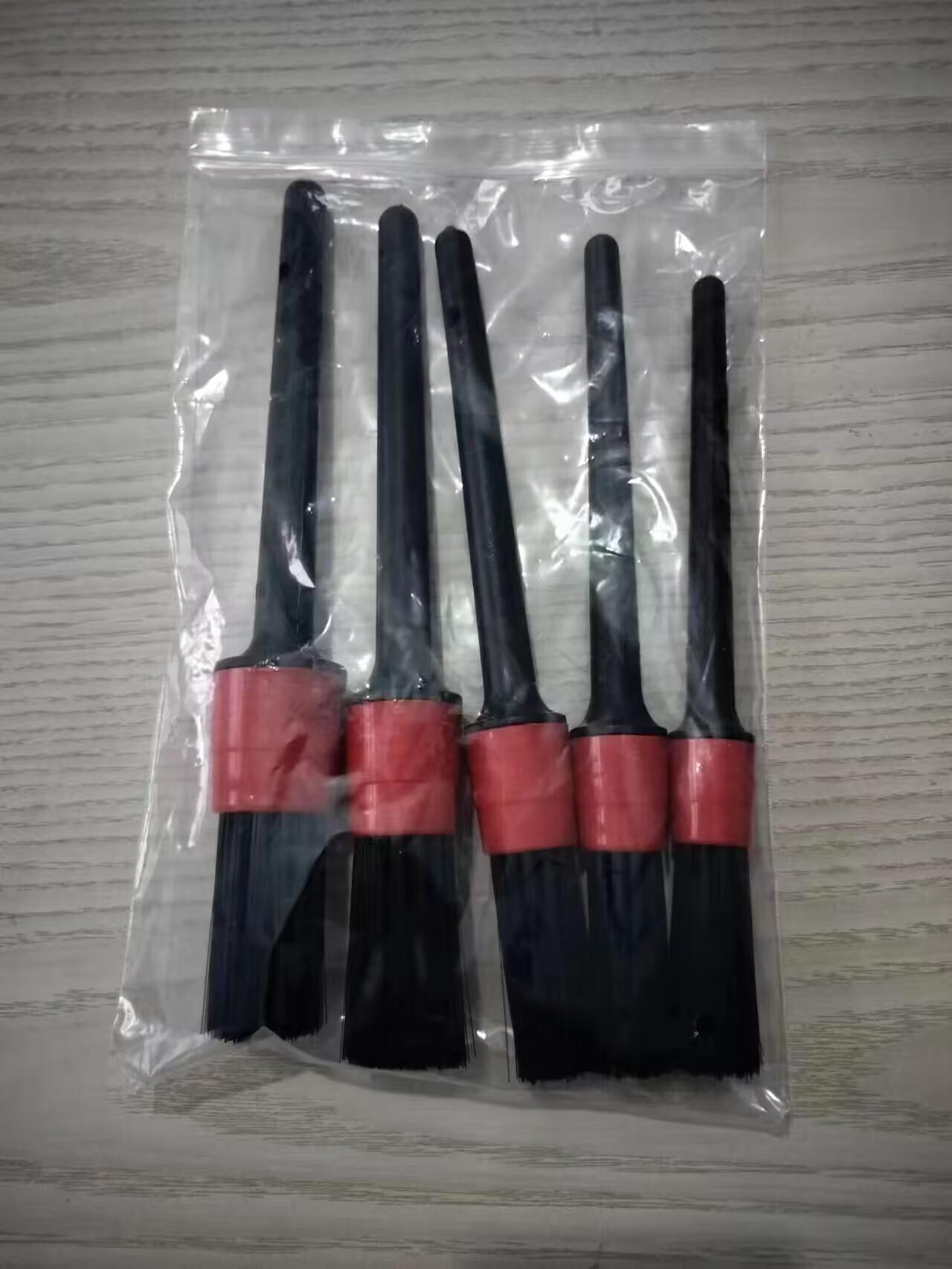 

Набор кистей для чистки деталей автомобиля: Мягкий щетинный инструмент для мытья и чистки салона.