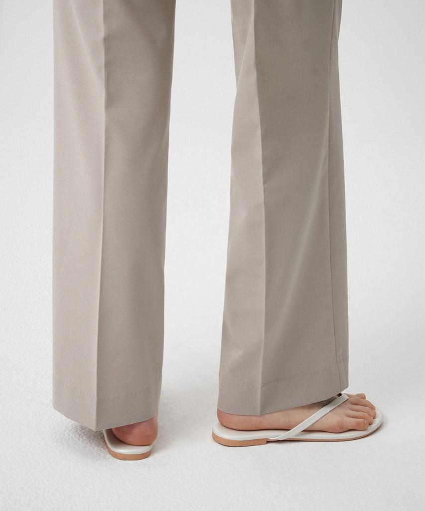 MUSINSA STANDARD WOMAN [Cooltandard] Women'S Straight Hidden Banding Slacks [Light Beige]