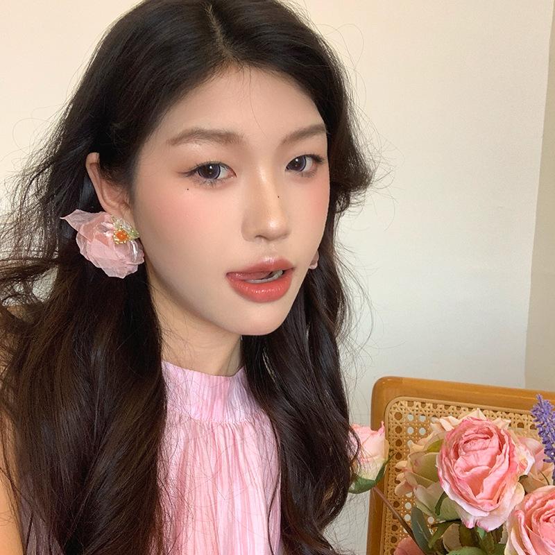 Seaside vacation style yellow flower earrings female exaggerated square face thin stud earrings explosive earrings