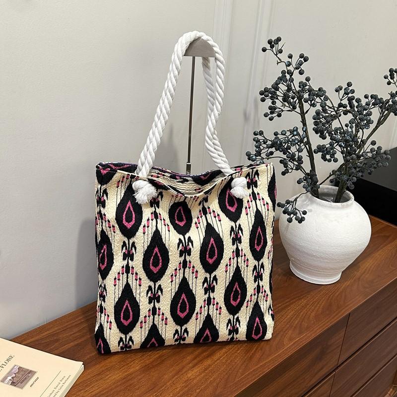 Ethnic style canvas shoulder bag Adlais pattern new large capacity bag Ethnic style tote bag