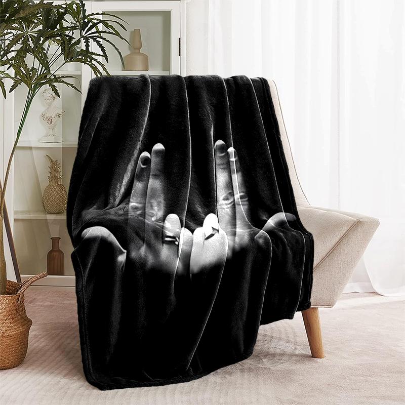 1pc Blanket Jul Rapper Print Design, Lightweight Blanket for Sofa, Bed- Soft &Warm, Gift for All Seasons Like Christmas, Halloween