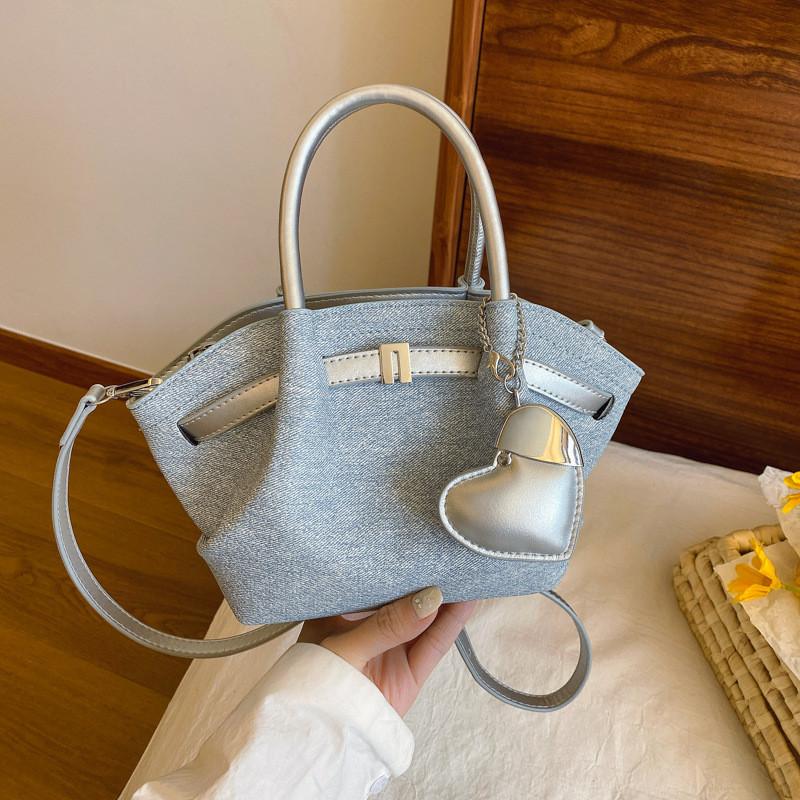 Small Denim Shoulder Bag With Chain Stitch Details And Inner Zipper Pocket For Casual Outings