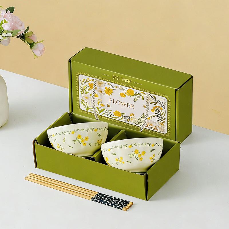 Elegant Ceramic Tableware Set: Wedding Guest Thank You Gift - Includes Bowl, Plate, Chopsticks, and Spoon
