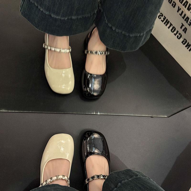 Mary Jane bag head sandals women's summer 2025 new square head thick heel middle heel versatile rear empty diamond belt sandals women