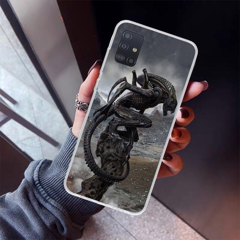 

Alien Vs Predator Painted Phone Case For Samsung Galaxy A12 A52S A42 A32 A22 A51 A50 Note 20 Ultra 10 S10 Plus A71 A70 A31 A30 A Samsung A10