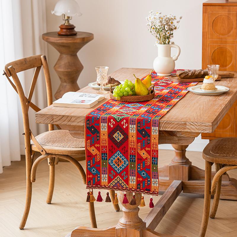 Bohemian Table Runner American Retro Polycotton Jacquard Tablecloth, Long Rectangular Farmhouse Dining Table Decor Bohemian Coffee Table Cover