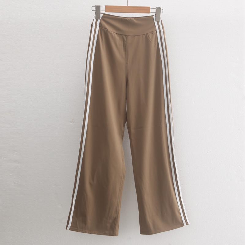 High-Waisted Yoga Pants: Women's Straight-Leg, Peach-Lift, Comfortable Fit for Running and Fitness