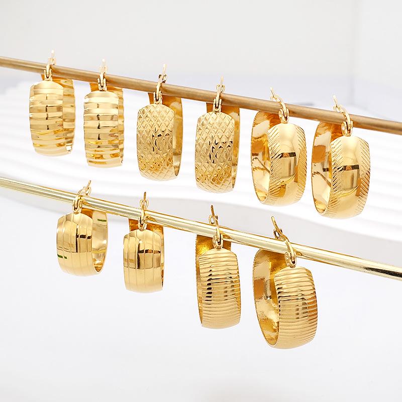 18K Gold Plated Titanium Steel Earrings for Women: High-End Luxury European & American Style Ear Cuffs