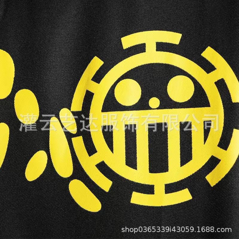 ONE PIECE COS Service Anime Trafalgaro second generation third generation two rear cape cape cosplay