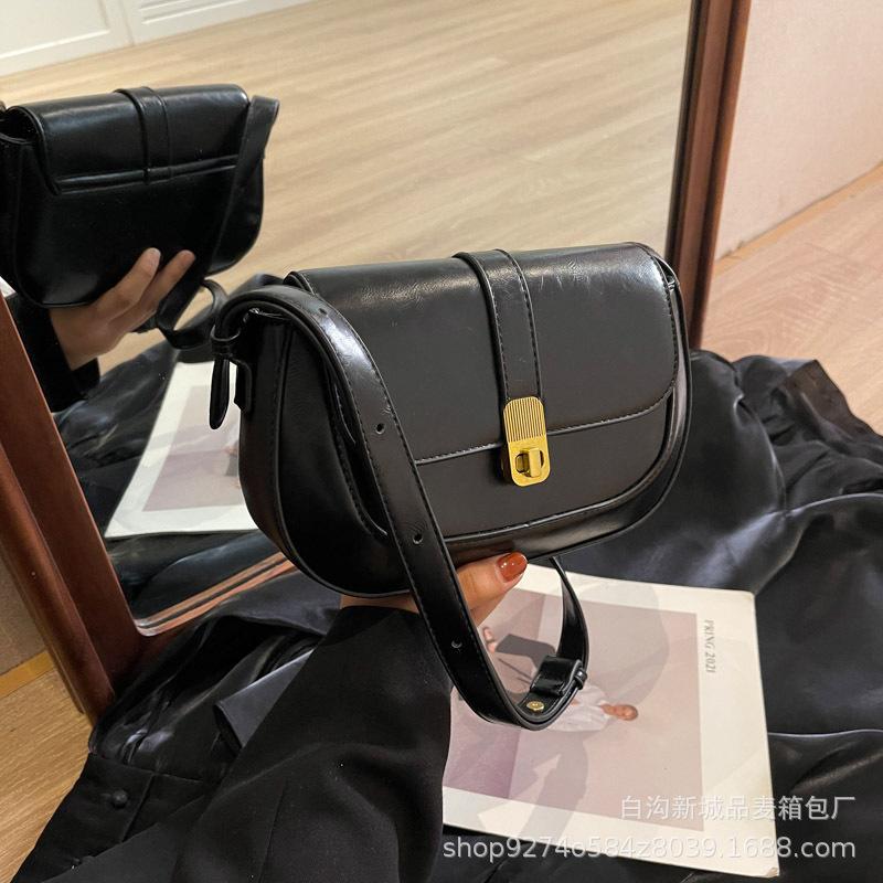 Niche Design Retro Small Bag Women's 2025 New Fashion Shoulder Bag French Niche Popular Messenger Saddle Bag