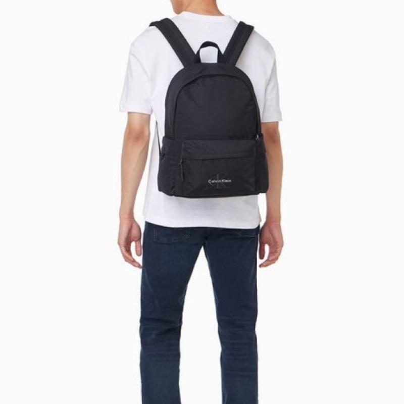 Calvin Klein Jeans Unisex Bold Logo Nylon Campus Round Backpack 4d3114g Ub1 R 