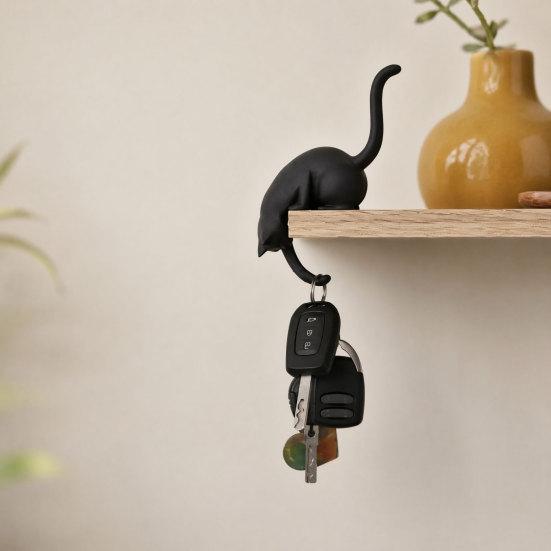 Yousheng 2Pcs 3D Printed Cat Shaped Hook, Black And White Cute Cat Key Hanger, Decorative Ornaments for Cat Lovers, Creative Home Decor Wall Shelf