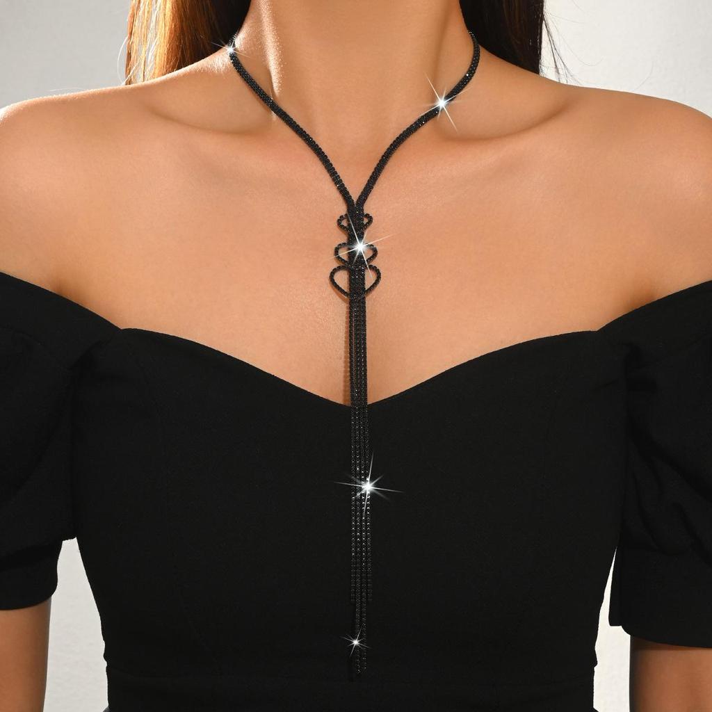 Eco-Friendly Rhinestone Heart Tassel Necklace - Fashionable Light Luxury Choker for Women