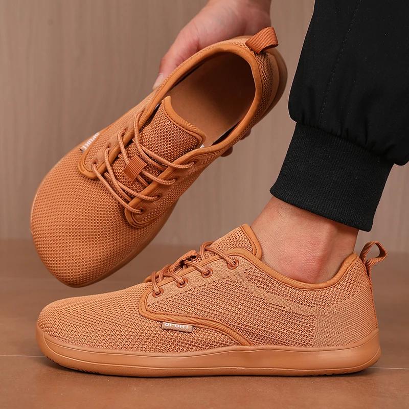 Fashion Men Casual Flat Shoes with Slip On Design Lightweight Walking Shoes Large Size Simple and Comfortable Soft Sports Shoes Women