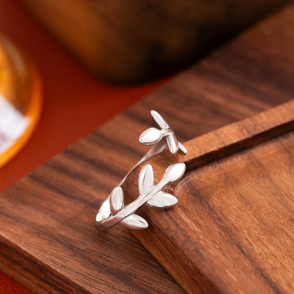 Stainless steel open ring, leaf-shaped ring accessory, exaggerated ring