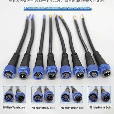 Accesorios para la electrónica del coche – Cables, adaptadores y enchufes
