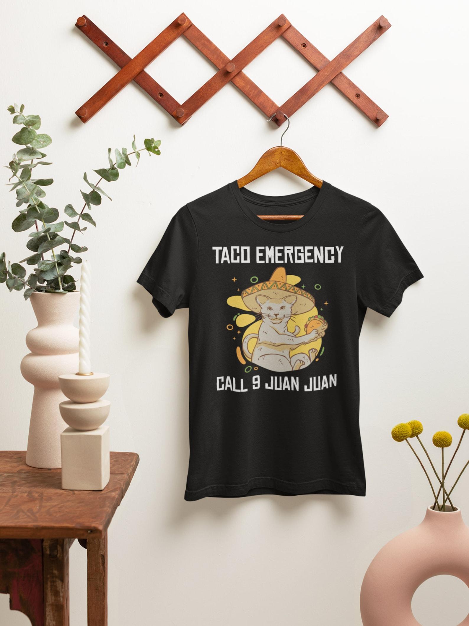 Taco Emergency Cat Sombrero T-Shirt: Funny Cinco de Mayo Fiesta Tee L