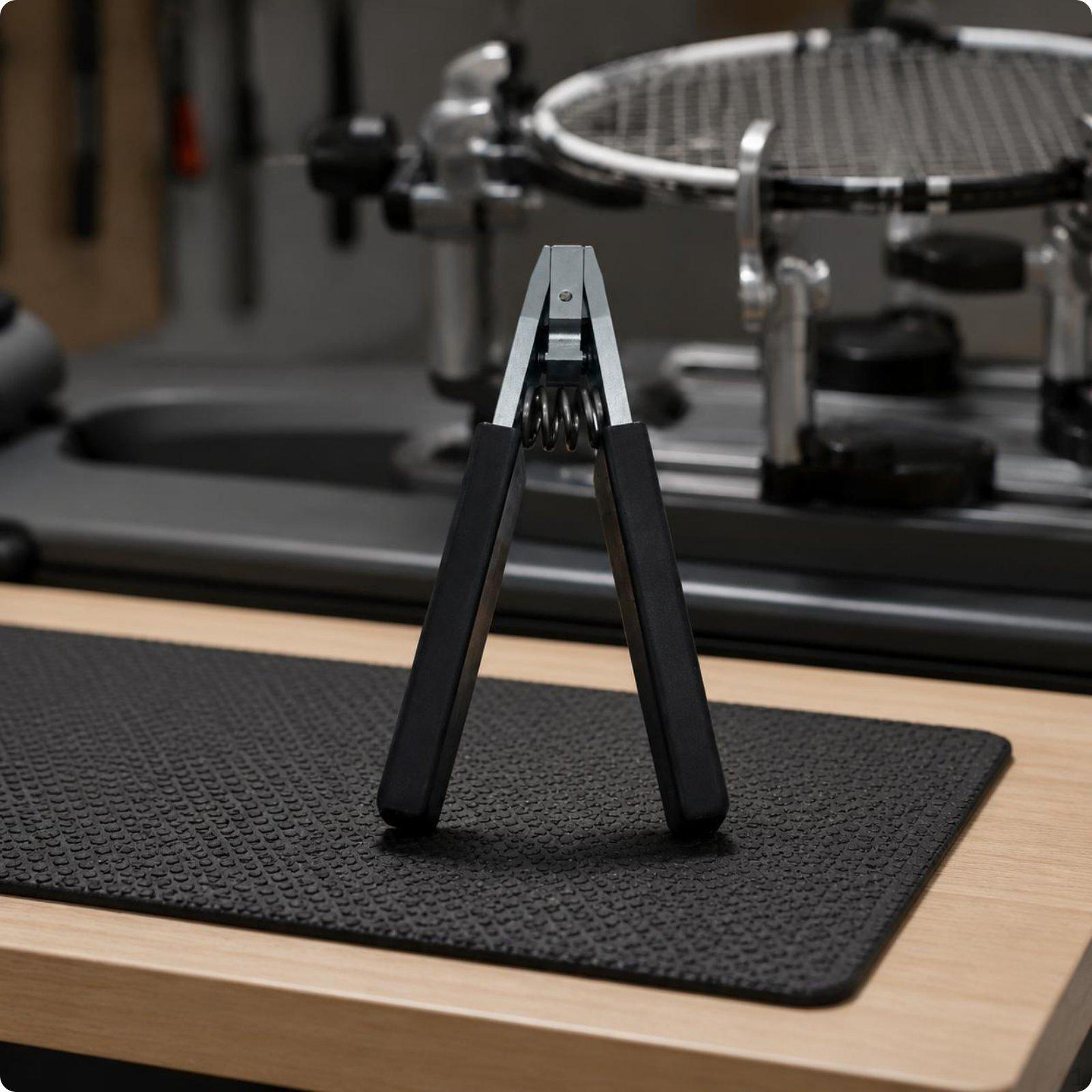 Badminton Flying Clamp Easy to Use Racket Stringing Clip for Stringers