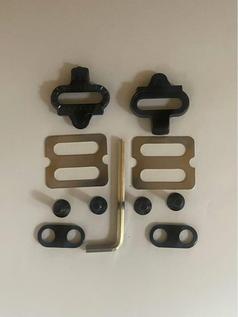 Mountain Cycling Shoes with SPD Cleats, Compatible with SHIMANO Pedals and SH51 Locks.