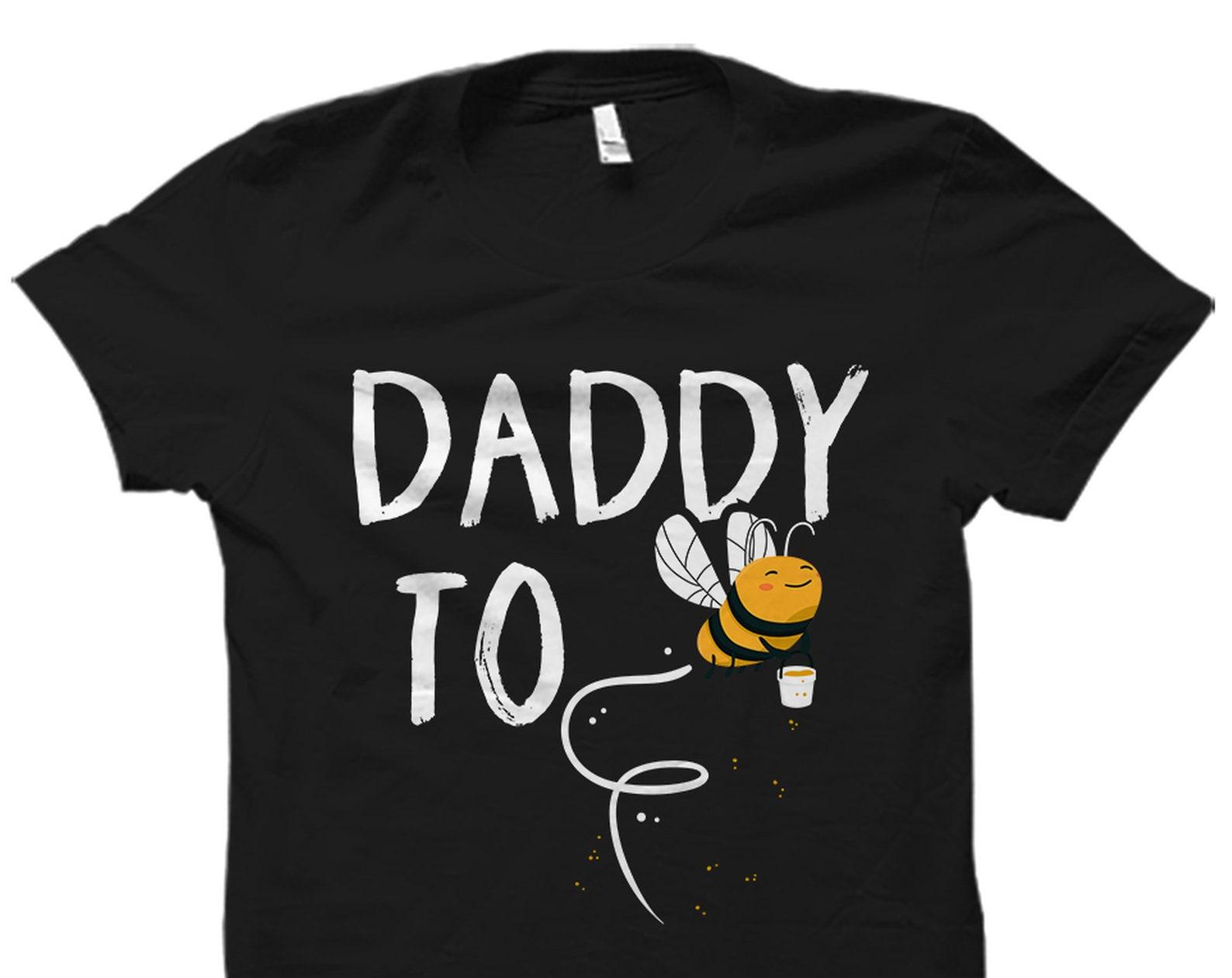 Daddy To Be Shirt. New Dad Shirt. Daddy to be Gift. Father to Be Shirt. Future Dad Gift. Dad to Be Shirt. Baby Shower Gift #OS3753 XL