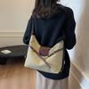 Autumn and winter commuting large-capacity tote bag women's 2025 new high-end texture niche versatile casual messenger bag