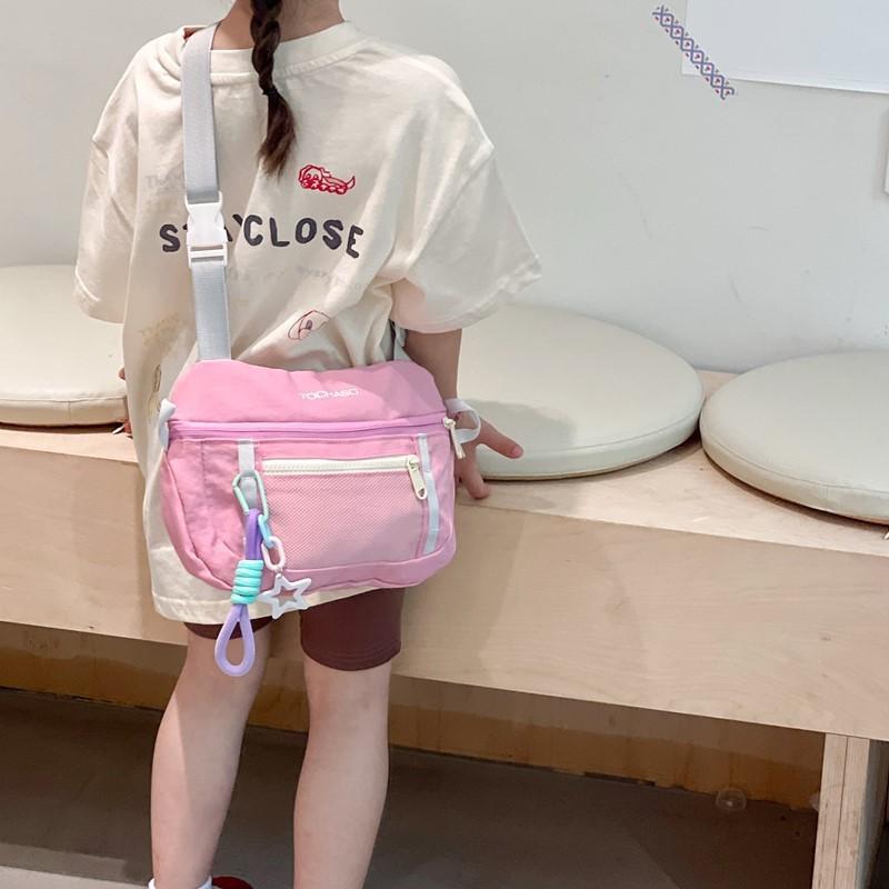 Blocking Fashionable Color Design Letter Printed Kid Shoulder Bag With Pendant