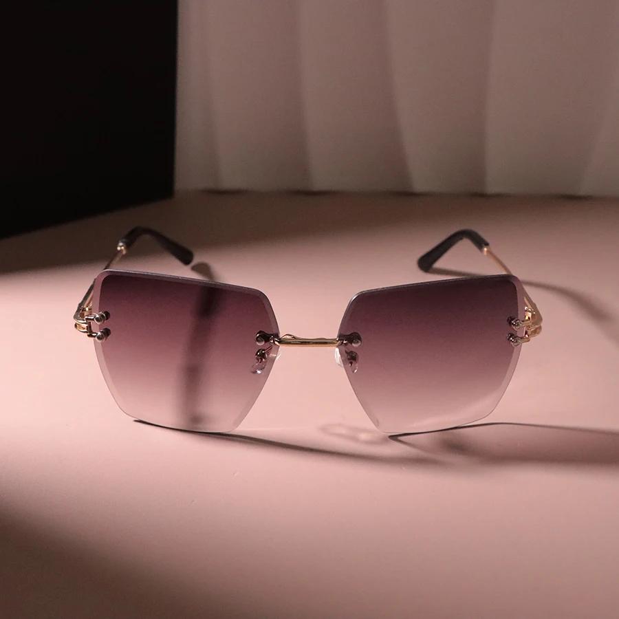 Retro Square Sunglasses Women Men Fashion Vintage Sun Glasses Female Male Boundless Designer Shades Mirror Travel