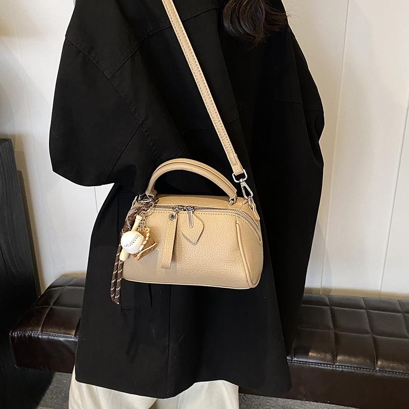 Bag Women's New Fashion Messenger Bag Women's Versatile Handbag