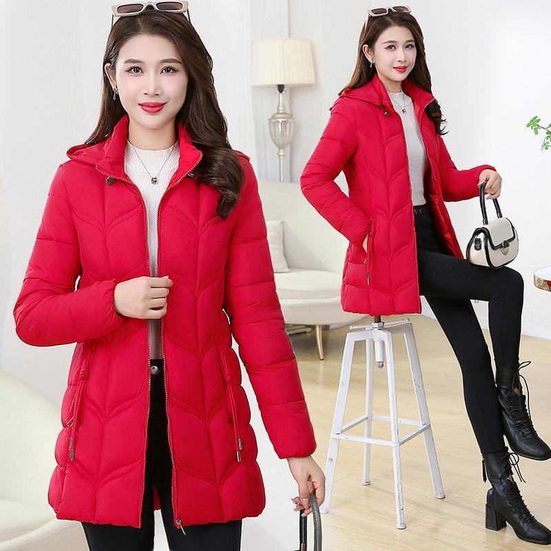 Women's Long, Stylish, and Slimming Winter Coat – Warm and Fashionable, with Extra Padding for Added Warmth.