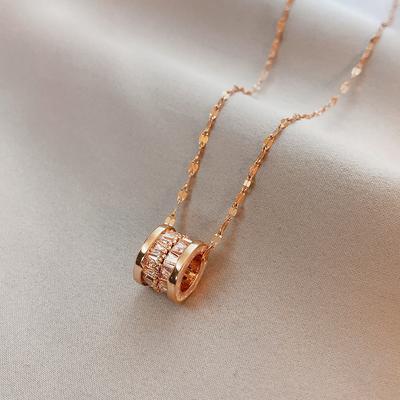 Fashion Trend Pendant Women's Rose Gold Titanium Steel Necklace Does Not Lose Colour Temperament Niche Light Luxury Women's Necklace