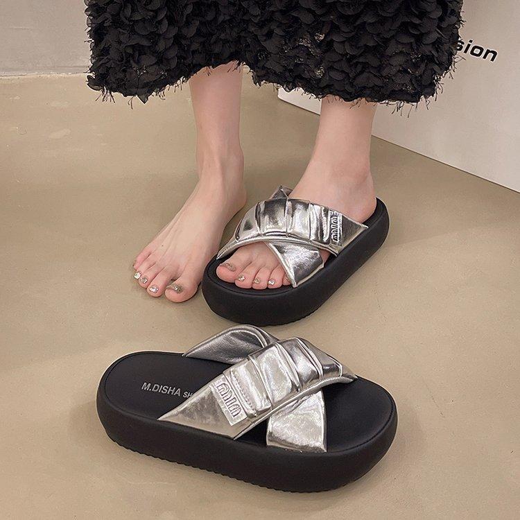 Premium slippers women's outer wear platform 2025 summer new fashion versatile casual comfortable cross with sandals