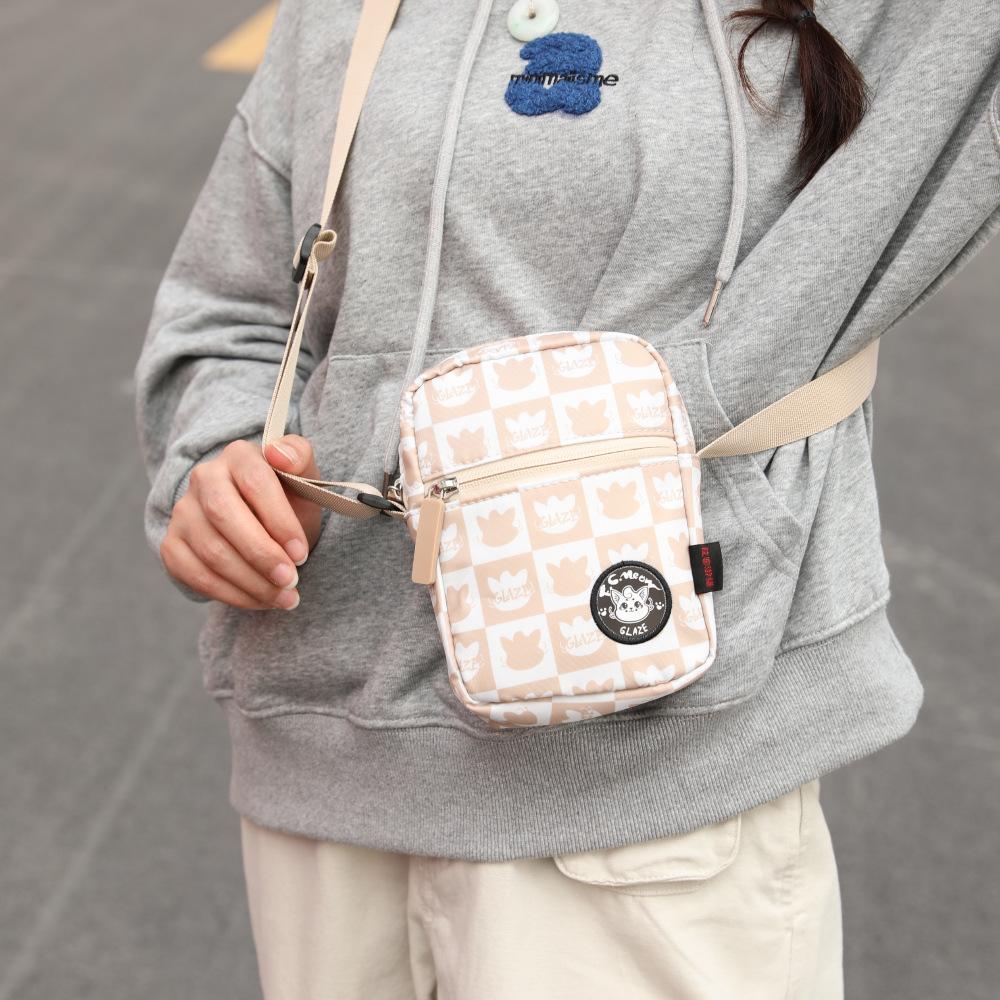 Versatile Vertical Mobile Phone Bag Premium Nylon Messenger Bag Mini Small Bag Sale