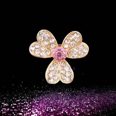 Popular Mini Small Clover Rhinestone Cute Cartoon Lapel Pin Collar Buckle Men and Women Accessories Designer Brooch Mini Perfect Gift for Couples