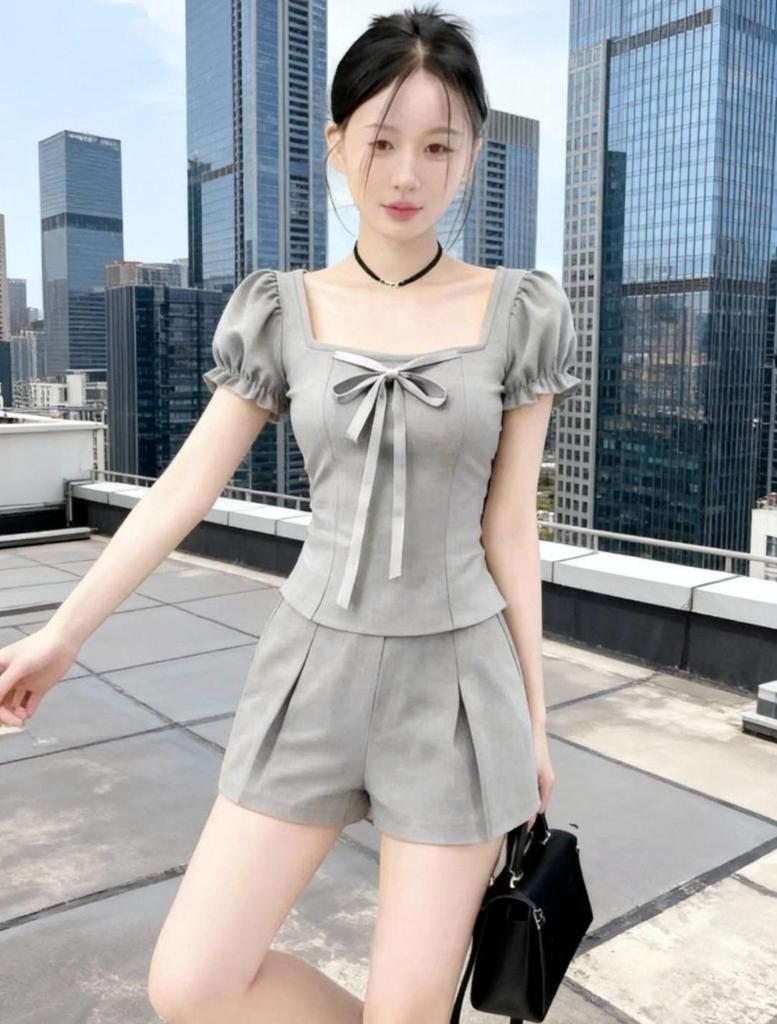 2026 Retro Puff Sleeve Two-Piece Women's Summer Set: Slim Short Sleeve Top & Shorts