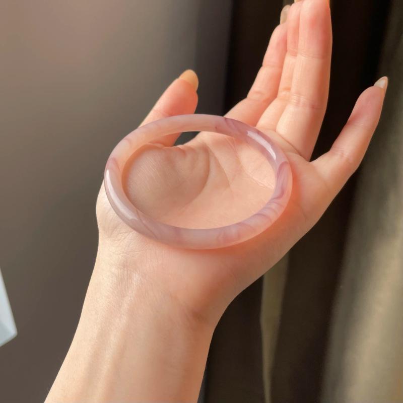 Elegant Chinese Style Jingle Bracelet: Ice-Transparent, Non-Fading Round Bangle Collection
