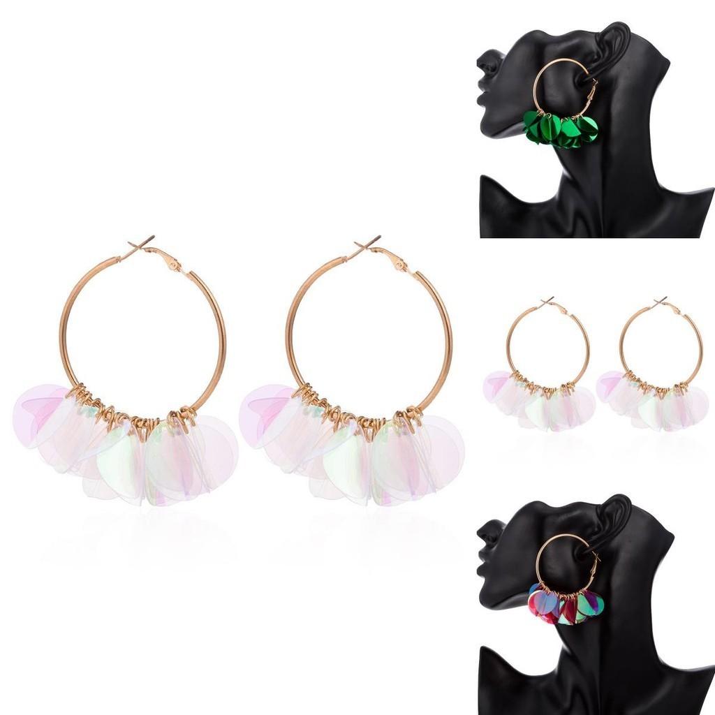 Minimalist Alloy Floral Earrings With Sparkling Sequins For Stylish Outfits