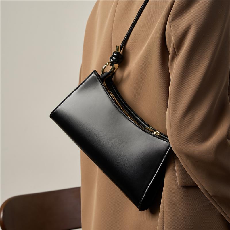 HIFASHION Genuine Leather Black Shoulder Bags For Women Minimalist Casual Daily Use Underarm Purses Simple Elegant Handbag 2026