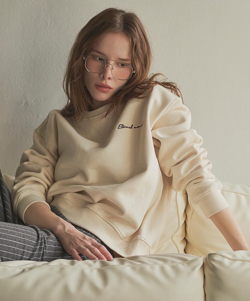 Iteoneolmomeonteu Signature Emoment Sweatshirt_Cream