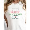 T-shirt Blanc Manches Courtes Femme Taille Européenne Infirmière Praticienne Stéthoscope Imprimé Cœur Vêtement Décontracté pour Infirmières et Professionnels de Santé