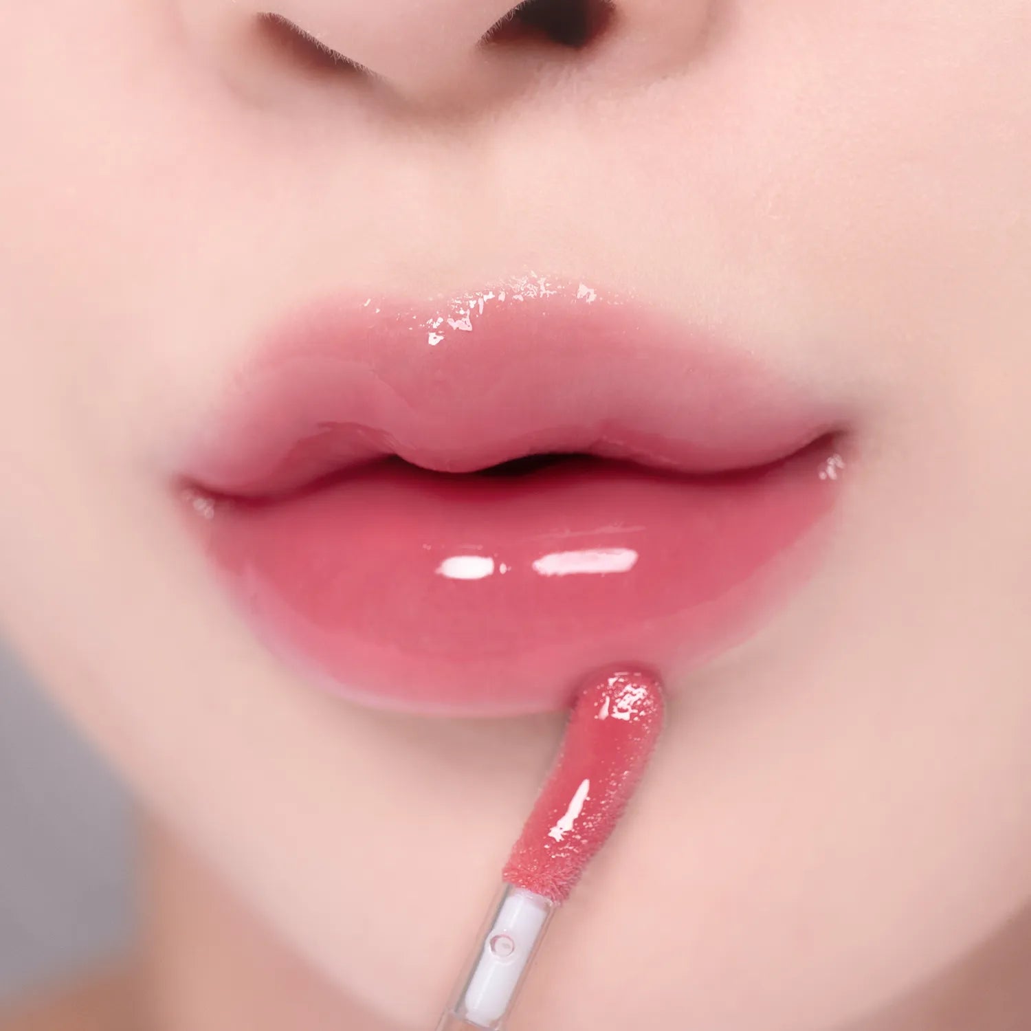

ETUDE Over Glowy Gloss 3g [SINGLE] 06 Taro Berry